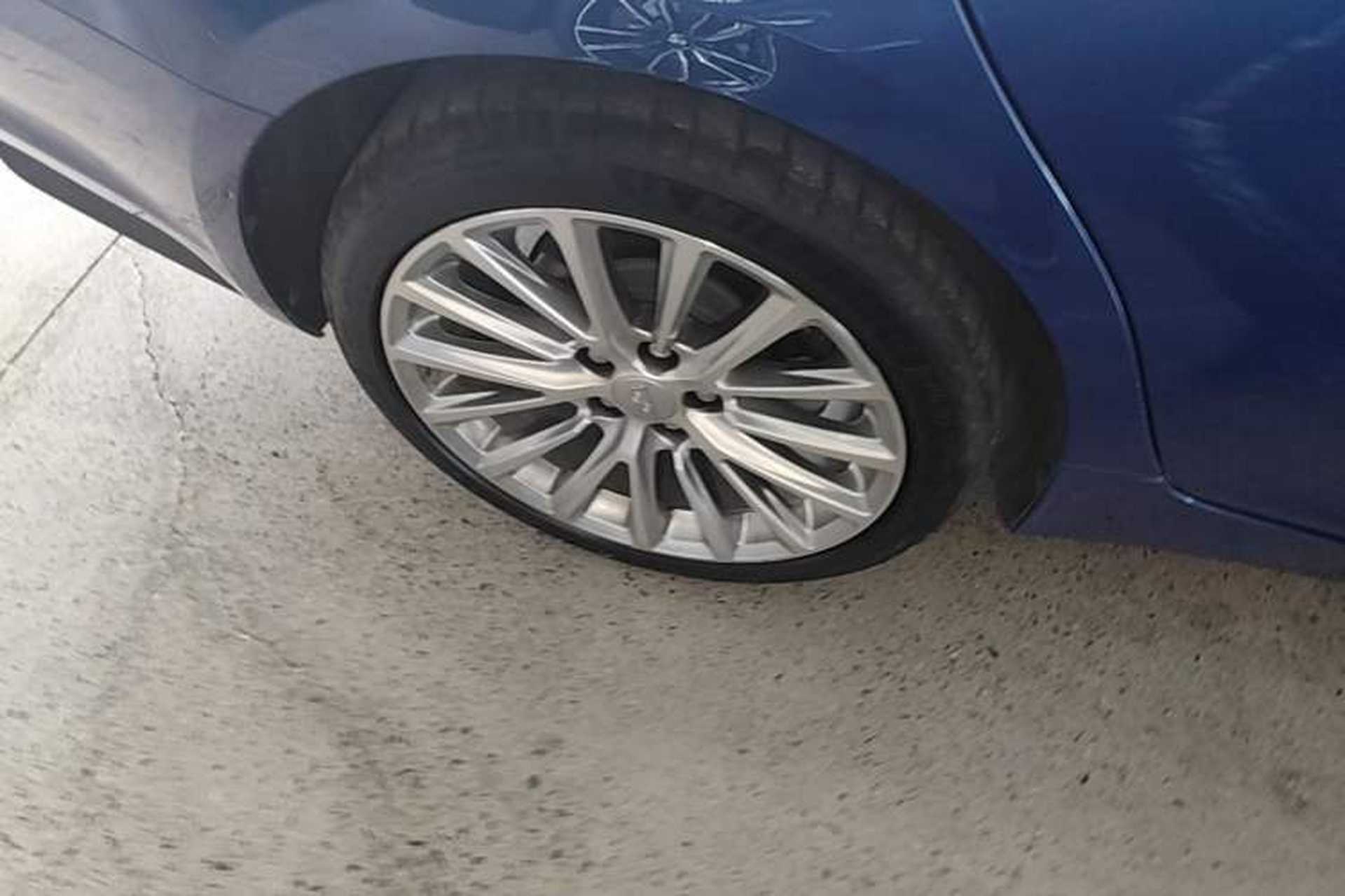 Used Cadillac CT5 2021 28T Prestige Edition Right Rear Wheel Hub