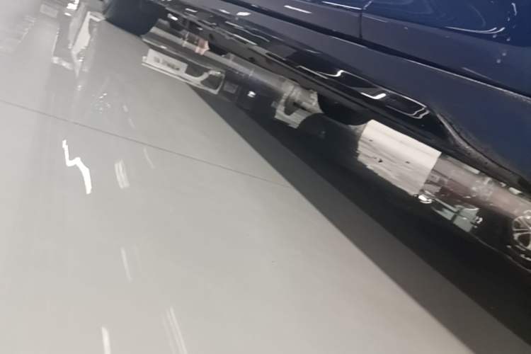 Used Cadillac CT5 2021 28T Advanced Sport Model Right Side Sill