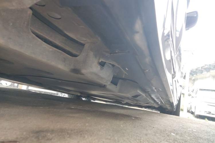 Used Cadillac CT5 2021 28T Advanced Sport Model Right Side Sill