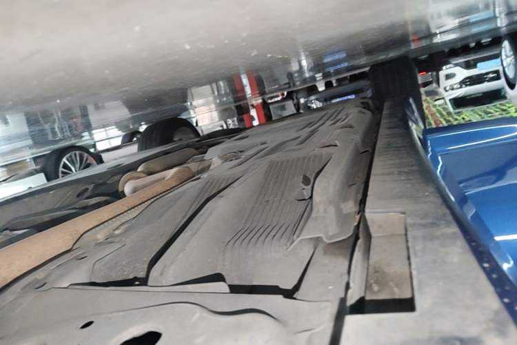 Used Cadillac CT5 2021 Revised 28T Luxury Version Right Side Sill