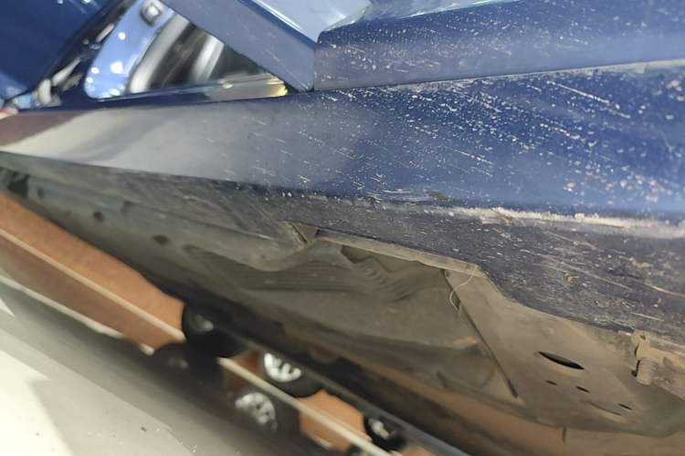 Used Cadillac CT5 2021 28T Luxury Model Right Side Sill