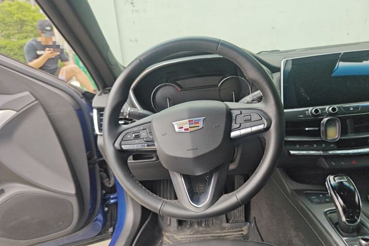 Used Cadillac CT5 2021 Revised 28T Luxury Version Steering Wheel