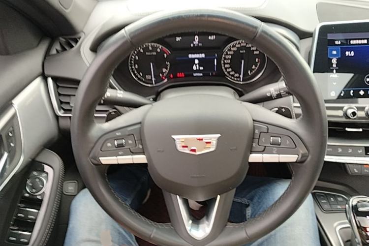 Used Cadillac CT5 2021 28T Luxury Model Steering Wheel
