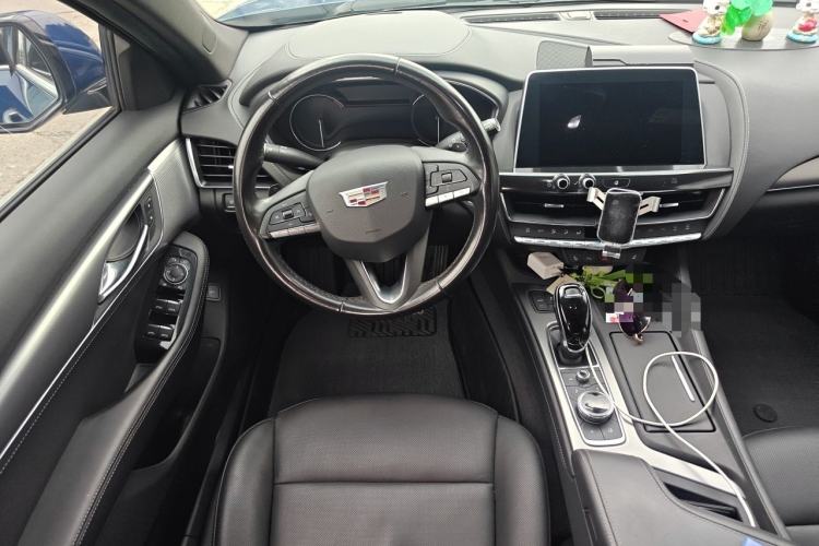 Used Cadillac CT5 2021 28T Luxury Model Steering Wheel