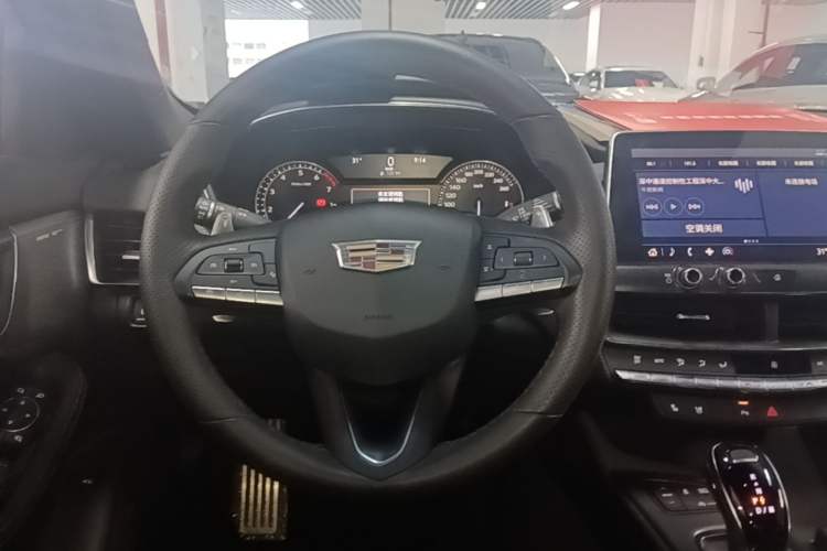 Used Cadillac CT5 2021 28T Advanced Sport Model Steering Wheel