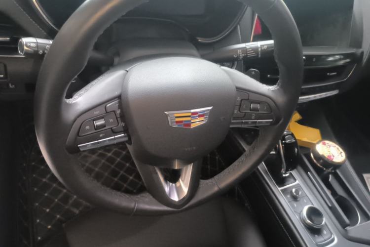 Used Cadillac CT5 2021 28T Prestige Edition Steering Wheel