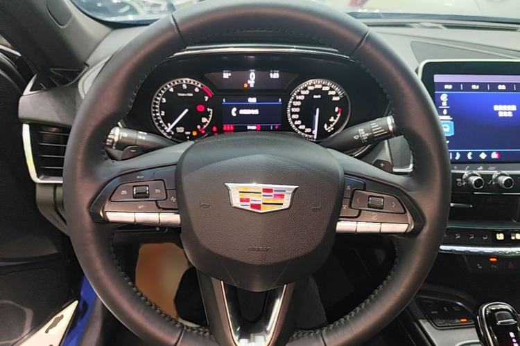 Used Cadillac CT5 2021 28T Luxury Model Steering Wheel