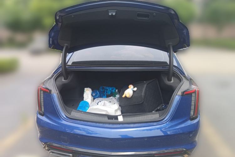Used Cadillac CT5 2021 28T Platinum Edition Trunk