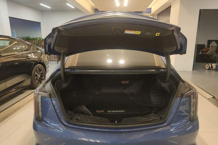 Used Cadillac CT5 2021 28T Platinum Edition Trunk