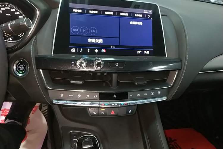 Used Cadillac CT5 2021 Revised 28T Luxury Version Audio And AC Panel