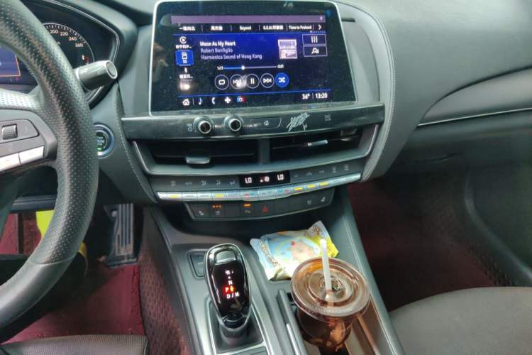 Used Cadillac CT5 2021 28T Advanced Sport Model Audio And AC Panel