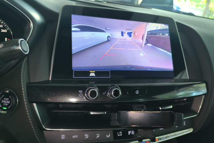 Used Cadillac CT5 2021 28T Luxury Model Audio And AC Panel