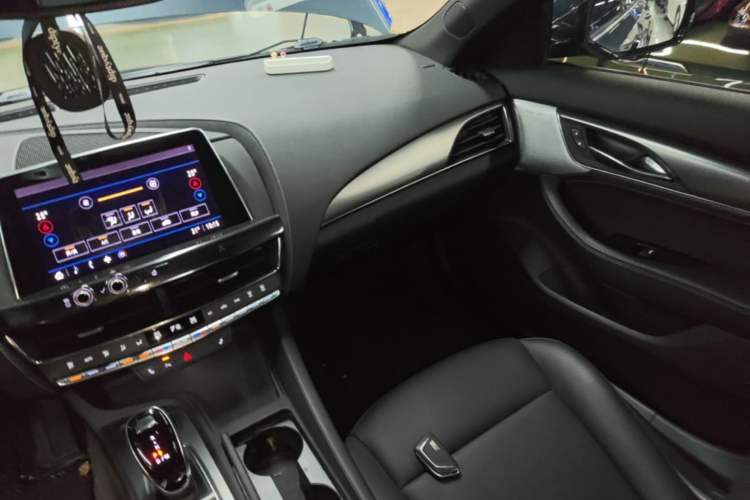 Used Cadillac CT5 2021 Revised 28T Luxury Version Audio And AC Panel