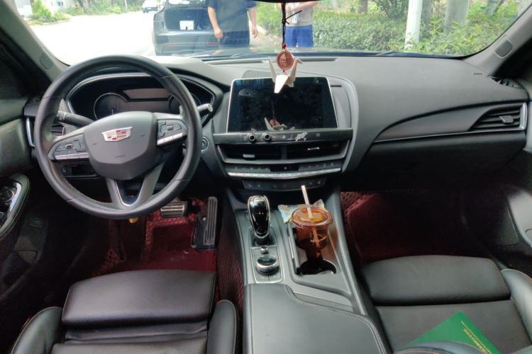 Used Cadillac CT5 2021 28T Advanced Sport Model Center Console