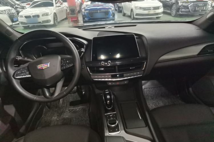 Used Cadillac CT5 2021 Revised 28T Luxury Version Center Console