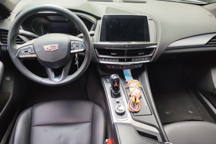 Used Cadillac CT5 2021 28T Advanced Sport Model Center Console