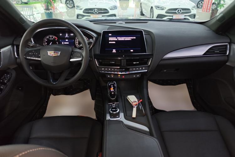 Used Cadillac CT5 2021 Revised 28T Luxury Version Center Console