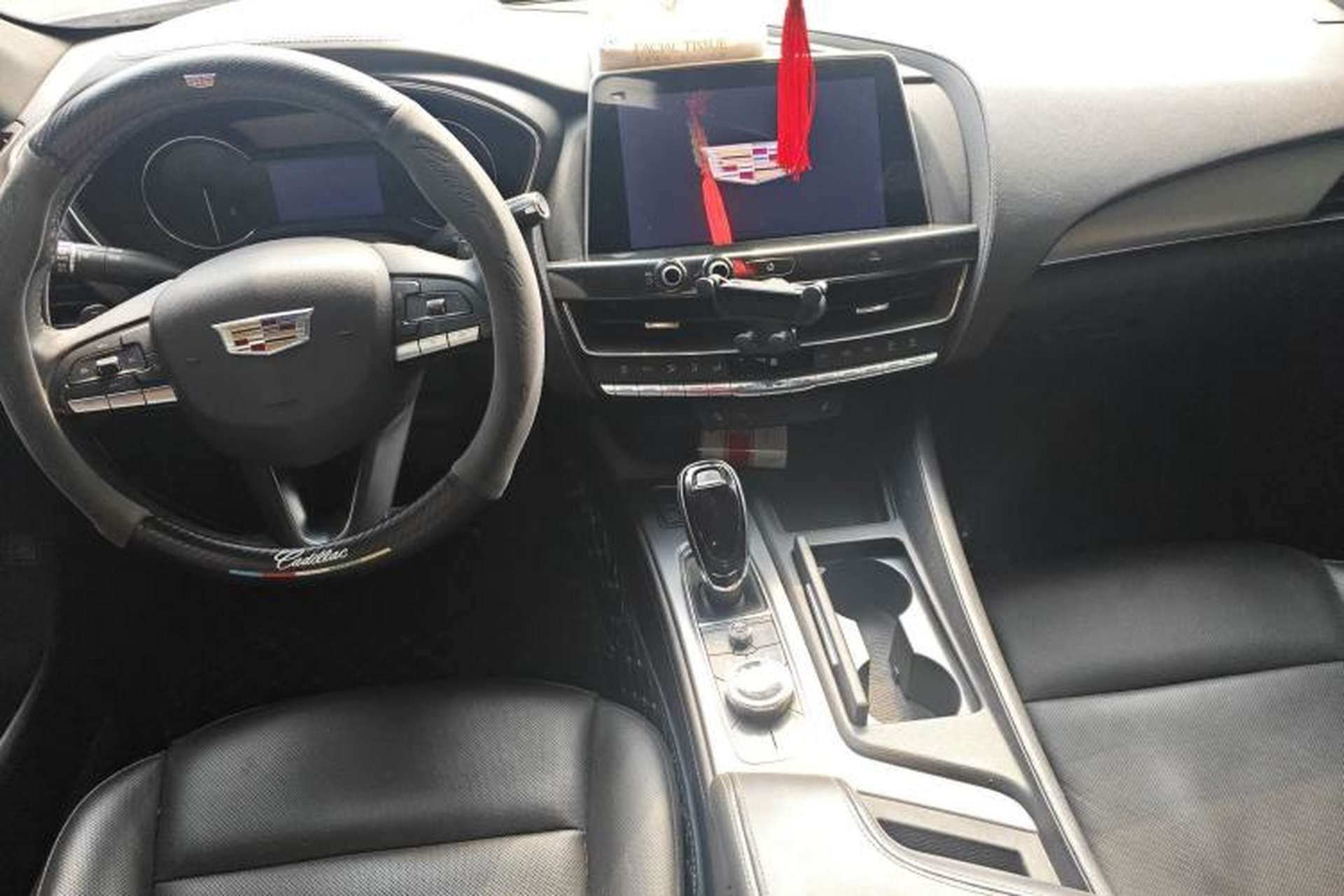 Used Cadillac CT5 2021 Revised 28T Luxury Version Center Console