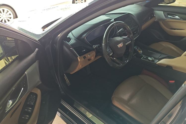 Used Cadillac CT5 2021 28T Prestige Edition Driver Seat