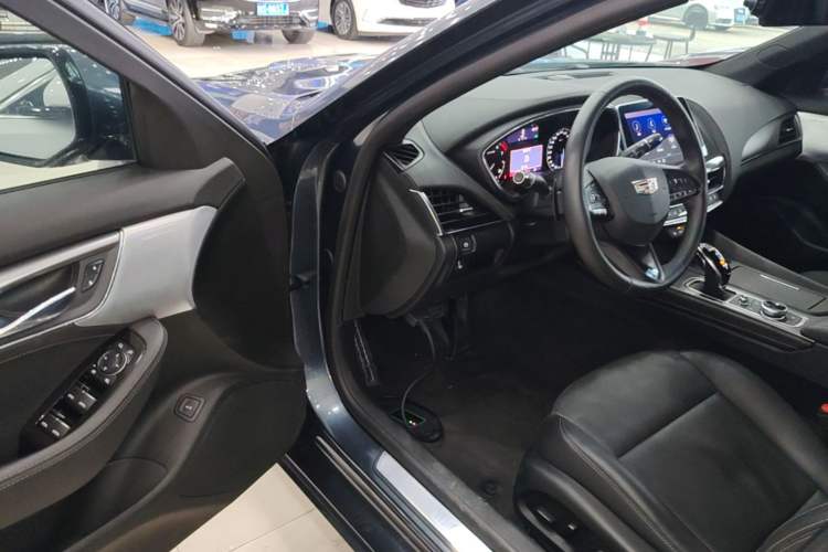 Used Cadillac CT5 2021 28T Luxury Model Driver Seat