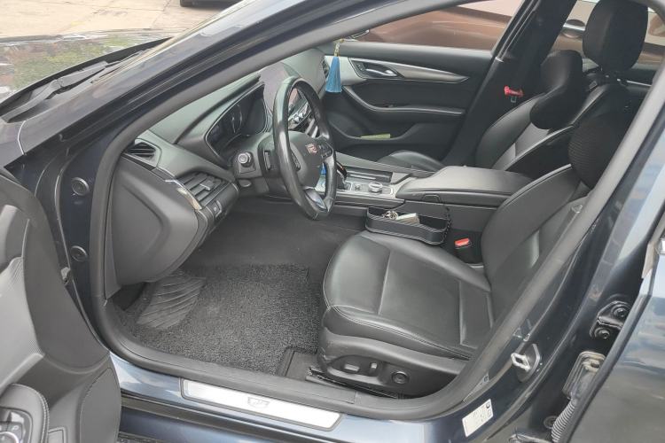 Used Cadillac CT5 2021 28T Luxury Model Driver Seat