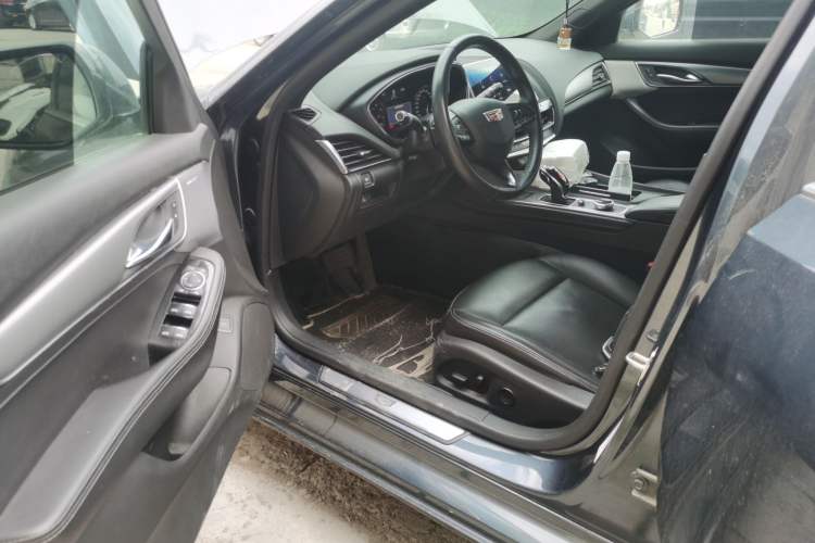 Used Cadillac CT5 2021 28T Luxury Model Driver Seat