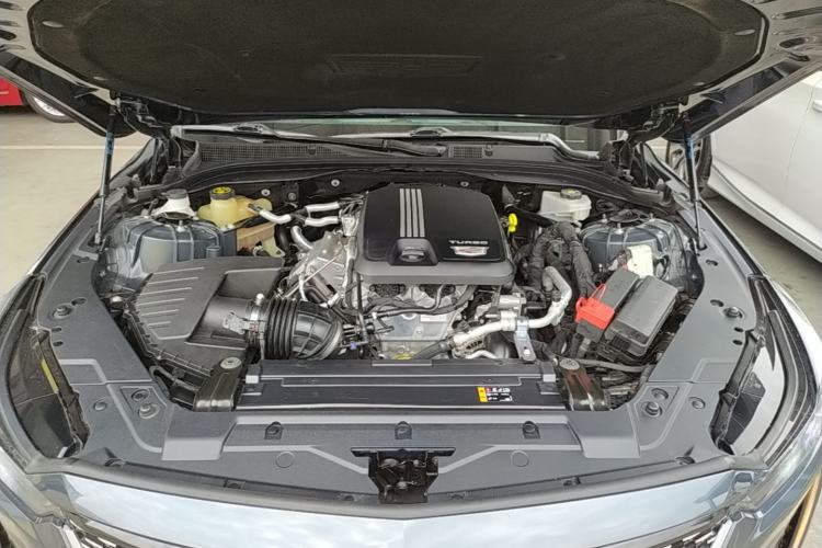 Used Cadillac CT5 2021 28T Luxury Model Engine Bay