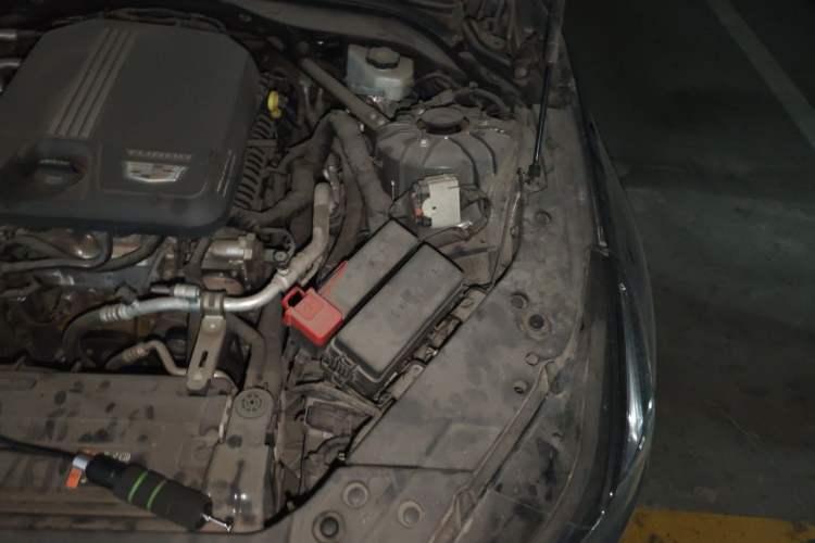 Used Cadillac CT5 2021 Revised 28T Luxury Version Engine Bay Left