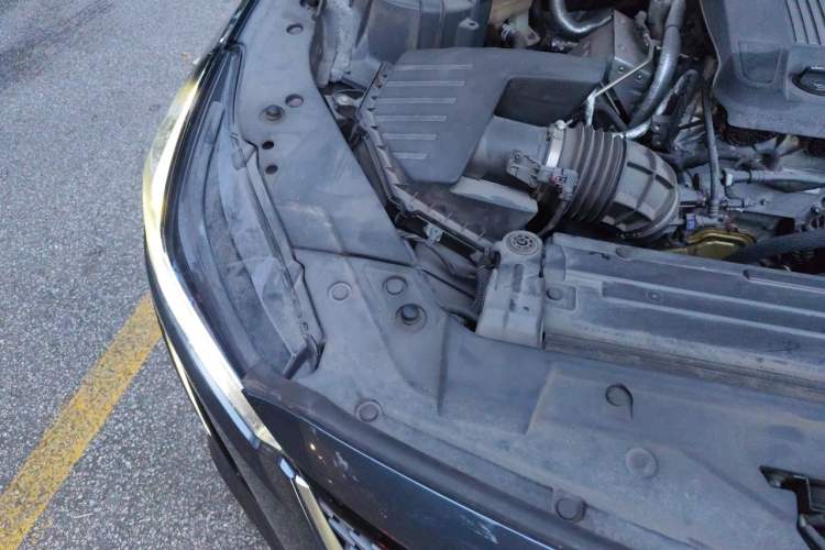 Used Cadillac CT5 2021 28T Luxury Model Engine Bay Right