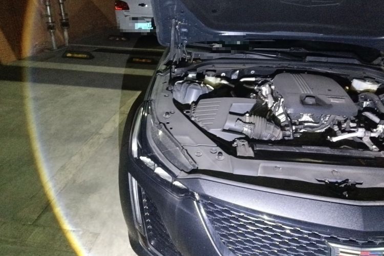 Used Cadillac CT5 2021 28T Luxury Model Engine Bay Right