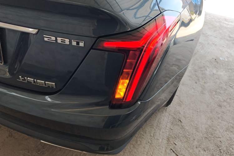 Used Cadillac CT5 2021 28T Luxury Model Exterior 3