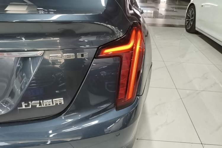Used Cadillac CT5 2021 28T Luxury Model Exterior 3