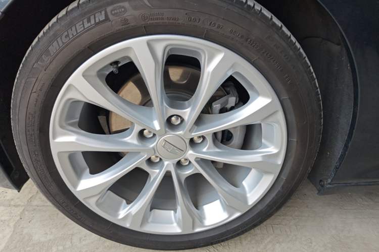 Used Cadillac CT5 2021 28T Luxury Model Exterior 4