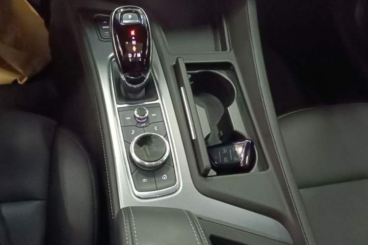Used Cadillac CT5 2021 Revised 28T Luxury Version Gear Lever