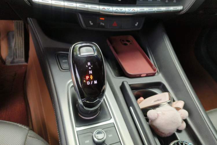 Used Cadillac CT5 2021 28T Luxury Model Gear Lever