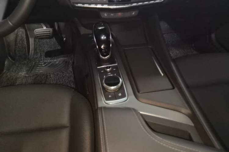 Used Cadillac CT5 2021 Revised 28T Luxury Version Gear Lever