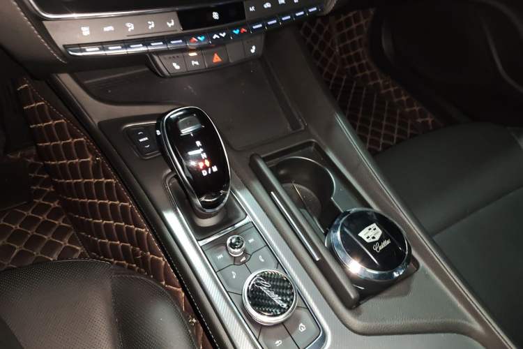 Used Cadillac CT5 2021 28T Luxury Model Gear Lever