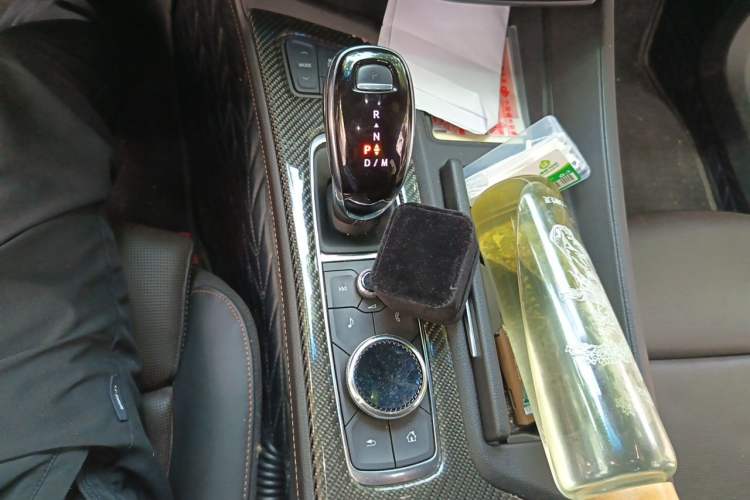 Used Cadillac CT5 2021 28T Platinum Sport Model Gear Lever