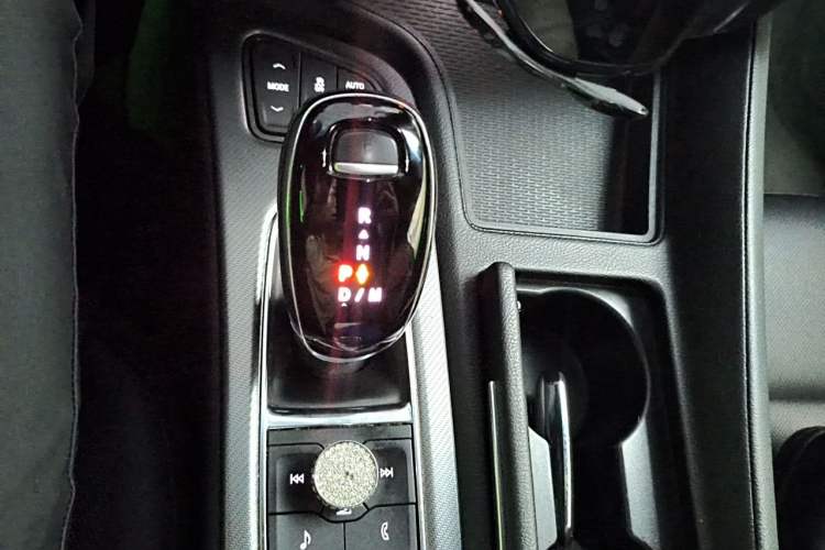 Used Cadillac CT5 2021 28T Luxury Model Gear Lever