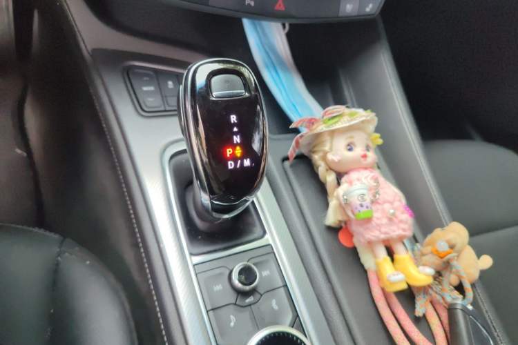 Used Cadillac CT5 2021 28T Advanced Sport Model Gear Lever