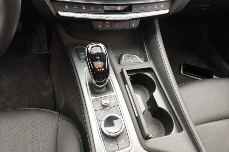 Used Cadillac CT5 2021 28T Luxury Model Gear Lever