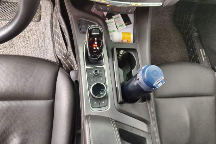 Used Cadillac CT5 2021 28T Luxury Model Gear Lever