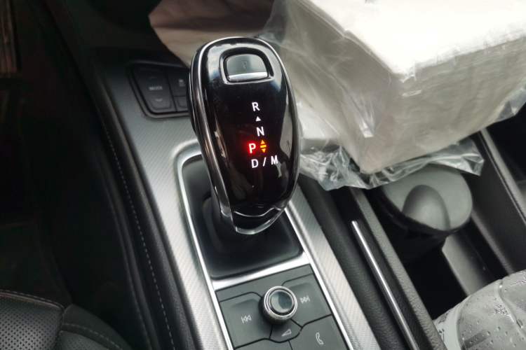 Used Cadillac CT5 2021 28T Luxury Model Gear Lever