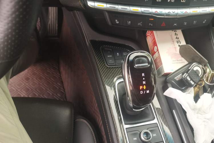 Used Cadillac CT5 2021 28T Platinum Sport Model Gear Lever