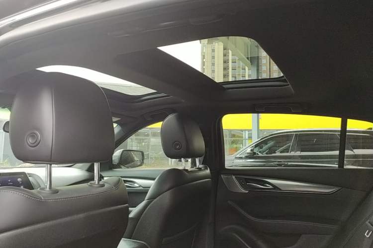 Used Cadillac CT5 2021 28T Luxury Model Headliner