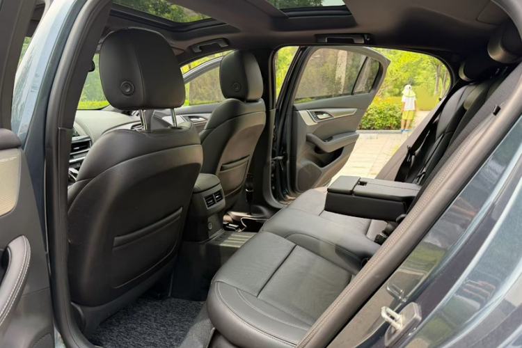 Used Cadillac CT5 2021 Revised 28T Luxury Version Interior 2