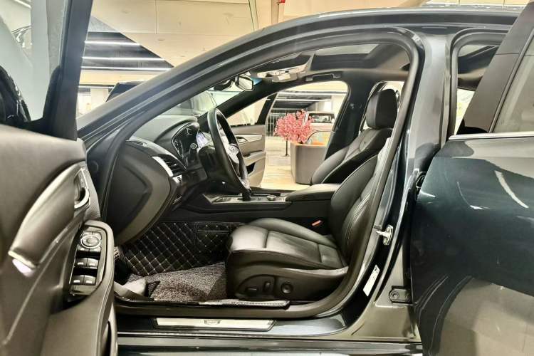 Used Cadillac CT5 2021 28T Luxury Model Interior 2