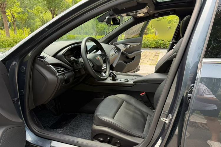 Used Cadillac CT5 2021 Revised 28T Luxury Version Interior 3
