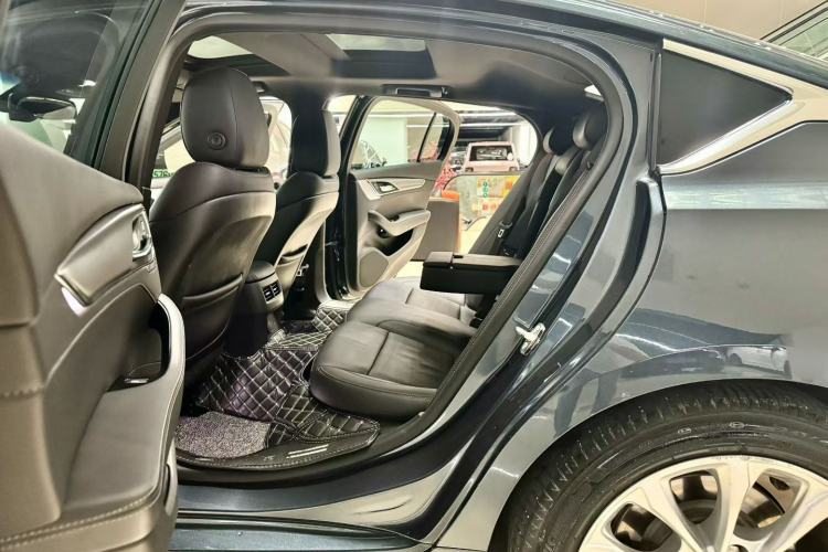 Used Cadillac CT5 2021 28T Luxury Model Interior 3