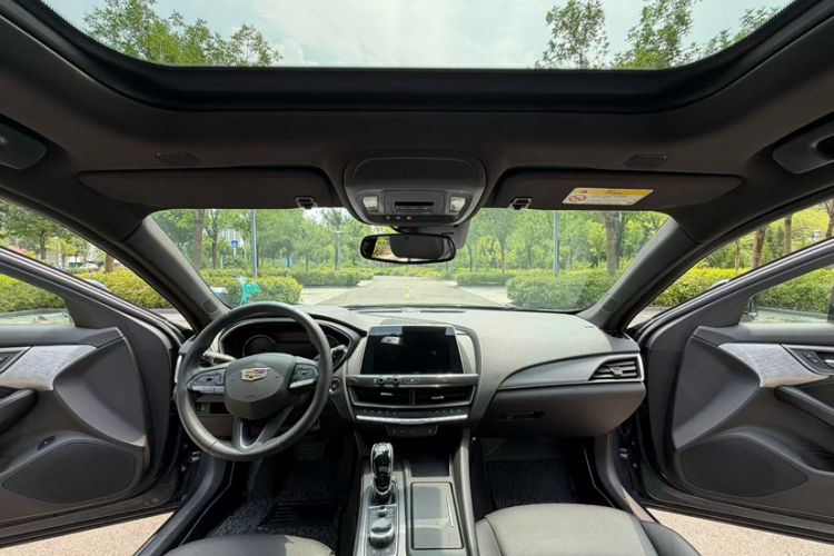 Used Cadillac CT5 2021 Revised 28T Luxury Version Interior 4